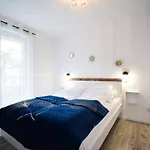 Navy Blue Dziwnówek