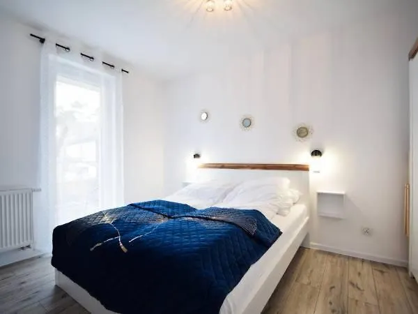 Navy Blue ジブヌベク