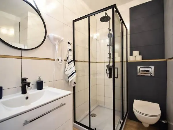 Navy Blue アパート