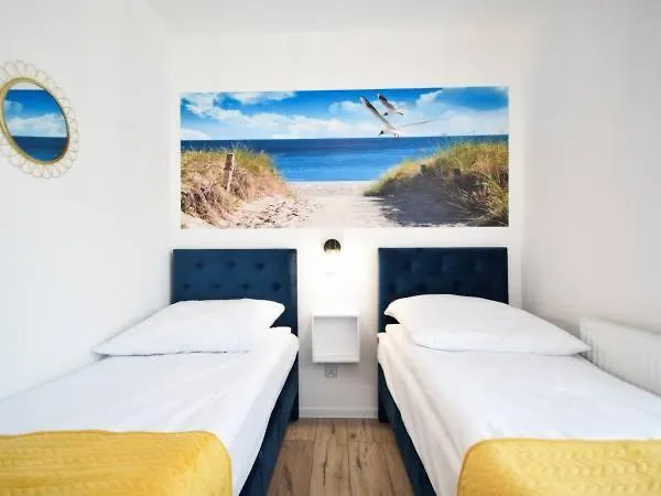 Navy Blue アパート